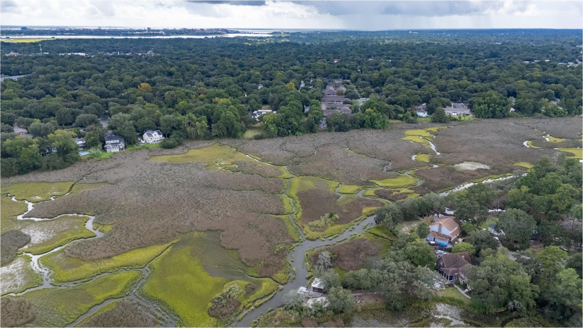 1460 River Front Drive  Photo 16