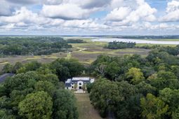 1460 River Front Drive  photo 4