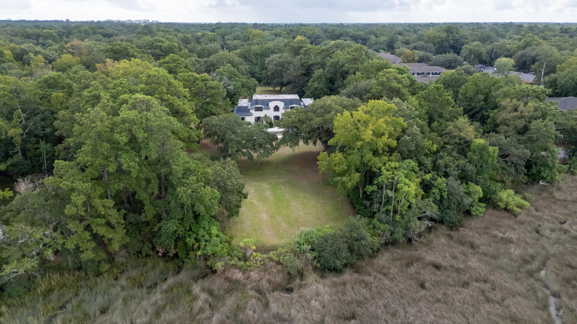1460 River Front Drive  Photo 22