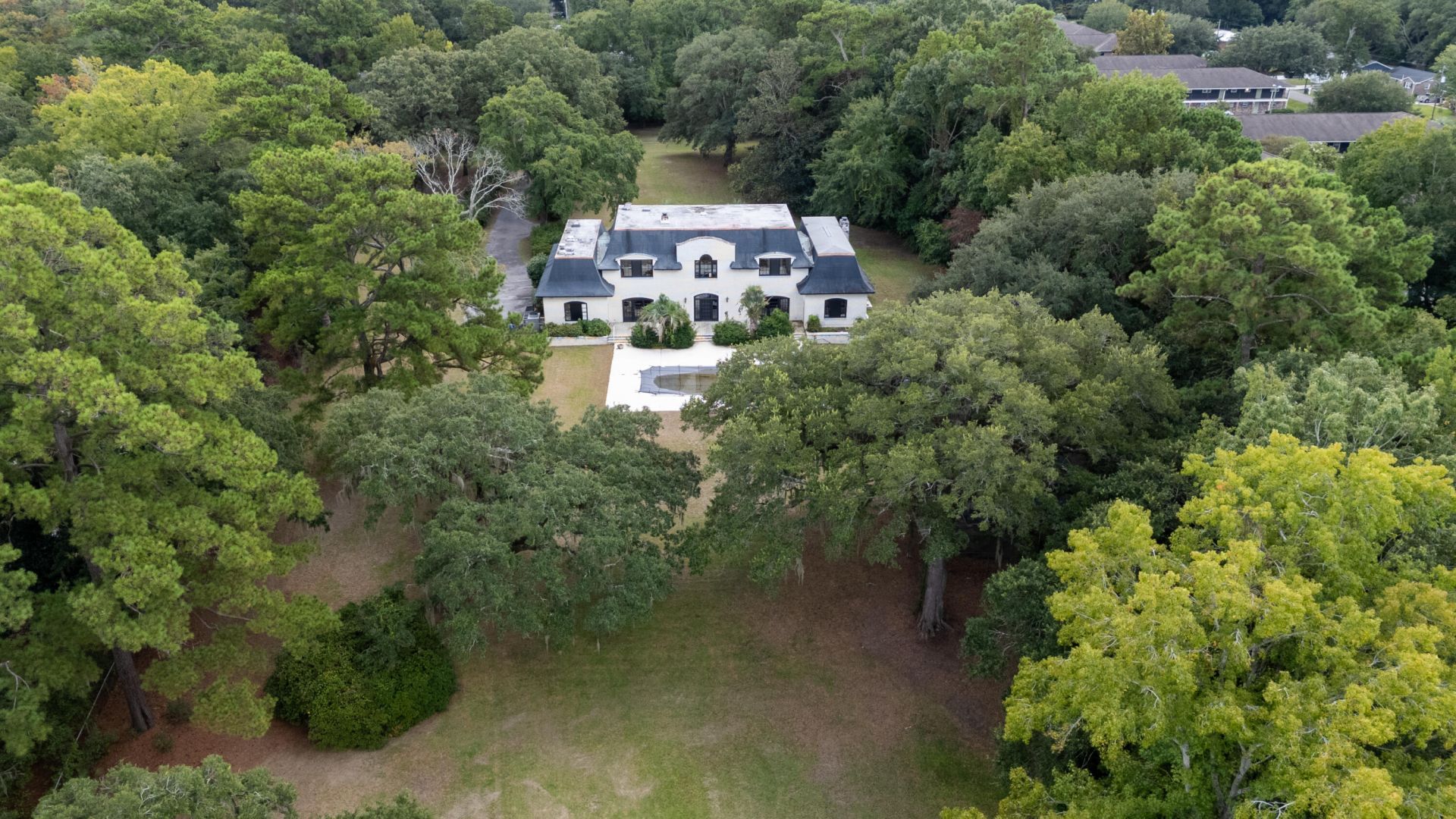 1460 River Front Drive  Photo 23