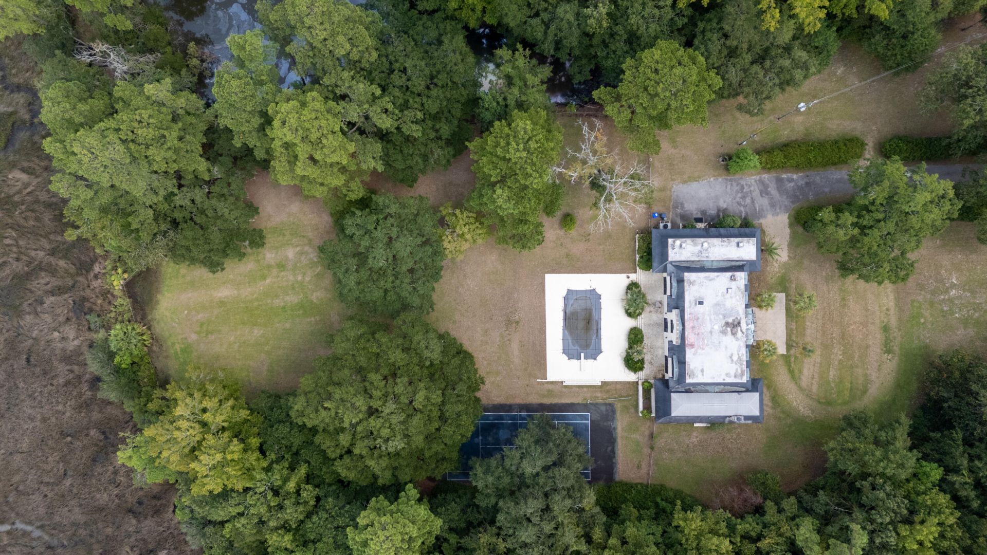 1460 River Front Drive  Photo 24