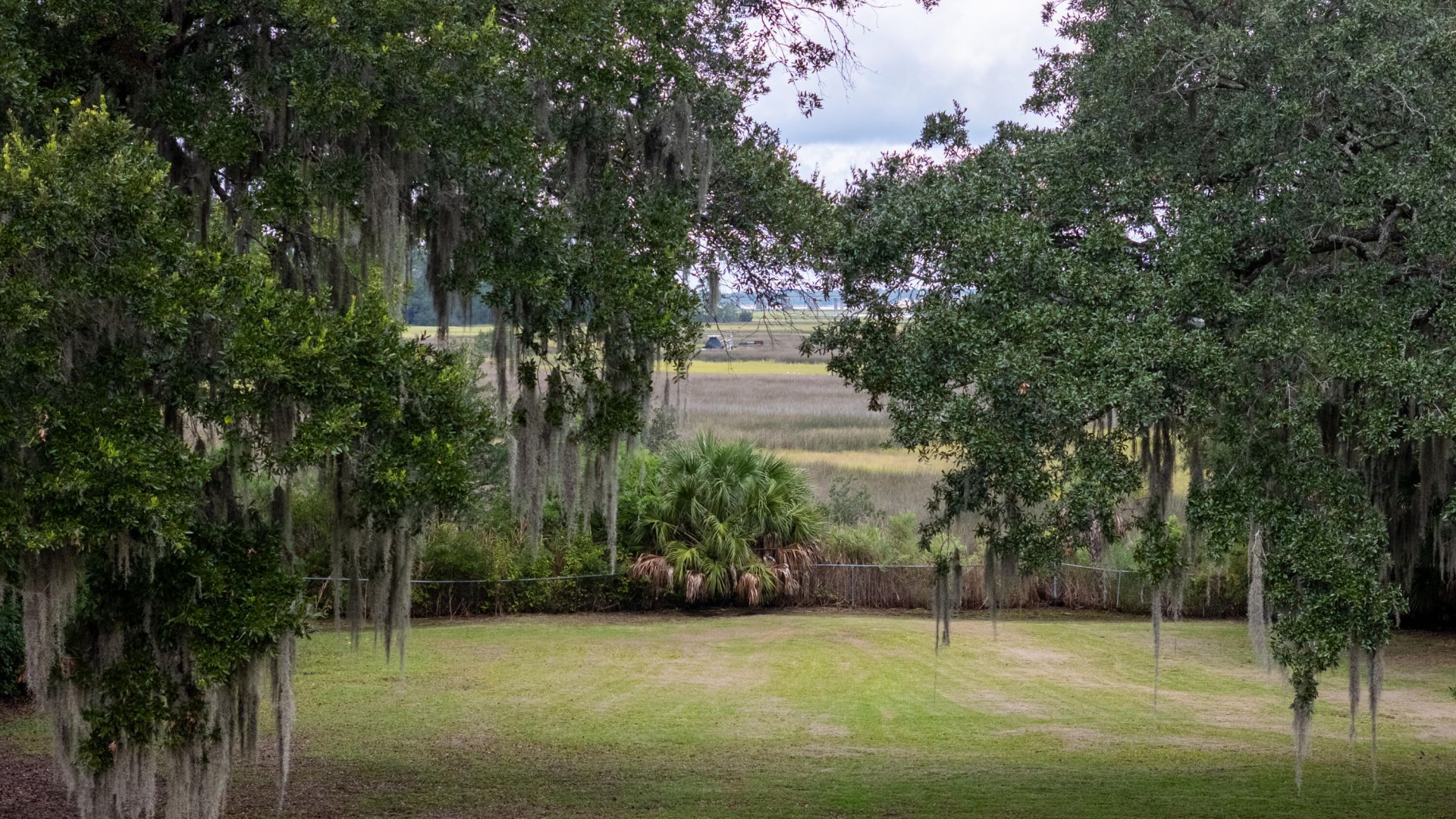 1460 River Front Drive  Photo 41