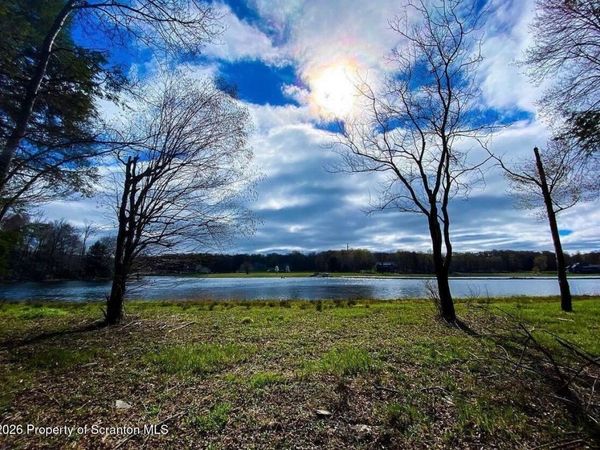 Lot #38 Covington Lake Drive N, Covington Twp, PA 18424
