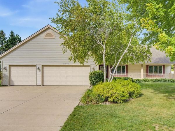 W152S7689 Mystic DRIVE, Muskego, WI 53150