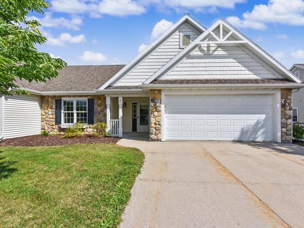 2 Cedar LANE, Elkhart Lake, WI 53020