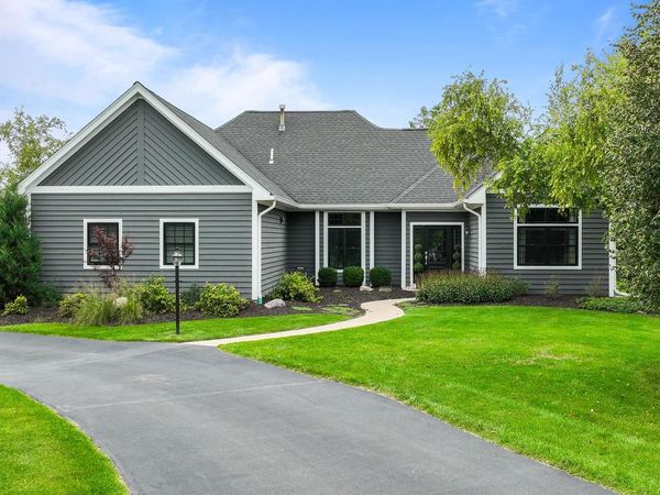 1710 Wales COURT, Lake Geneva, WI 53147