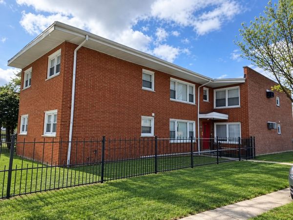 8300 S Vernon Avenue , Chicago, IL 60619