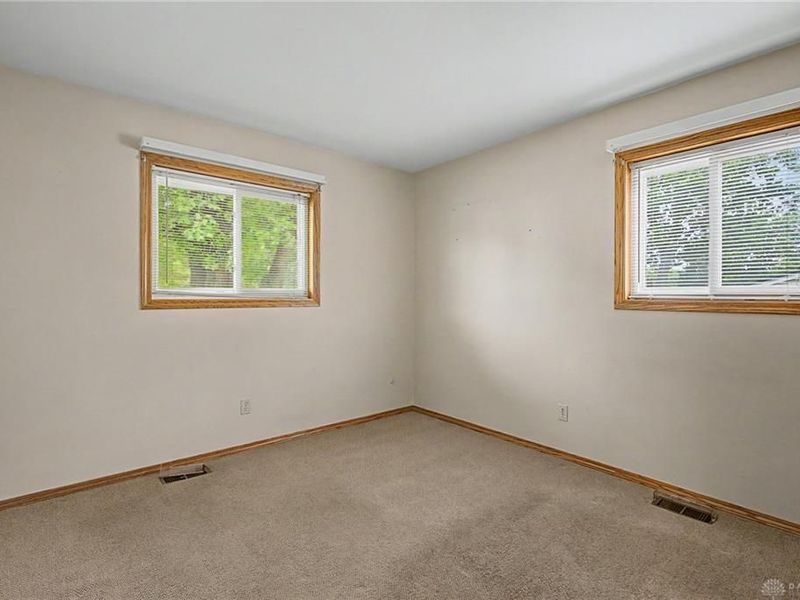 367 Hillhaven Drive, Dayton, OH 45449 Photo 19