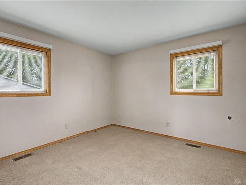 367 Hillhaven Drive, Dayton, OH 45449 Photo 22