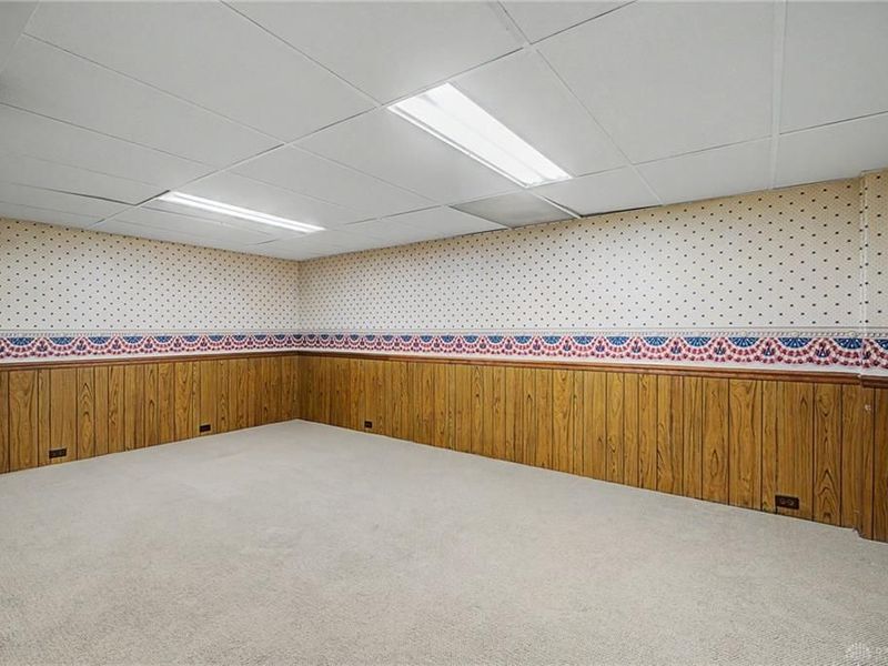 367 Hillhaven Drive, Dayton, OH 45449 Photo 32