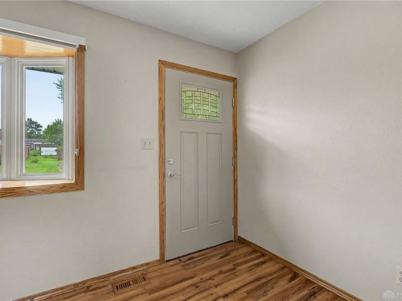 367 Hillhaven Drive, Dayton, OH 45449 Photo 5