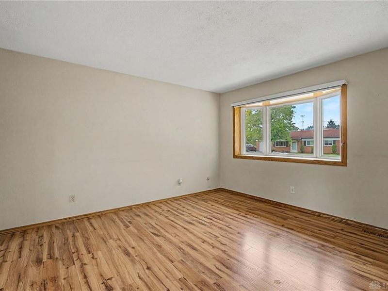 367 Hillhaven Drive, Dayton, OH 45449 Photo 7