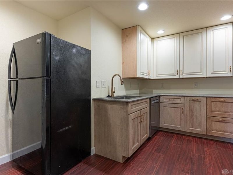 1100 Donson Drive, Kettering, OH 45429 Photo 11