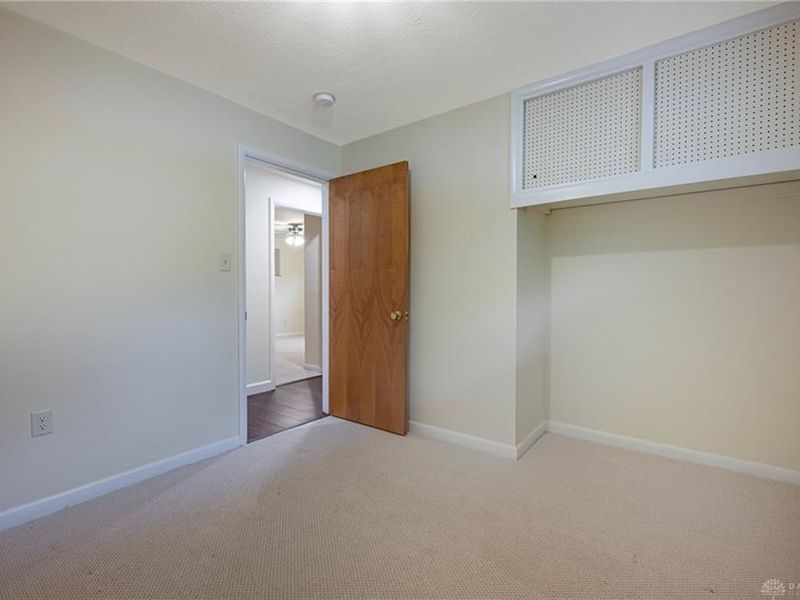 1100 Donson Drive, Kettering, OH 45429 Photo 14