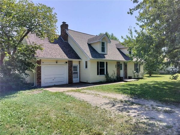 105 Spruce Street, Garden City, MO 64747