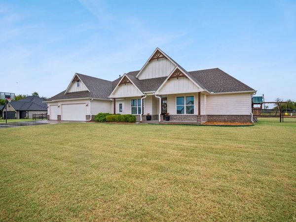 7114 E 136th Place North , Collinsville, OK 74021