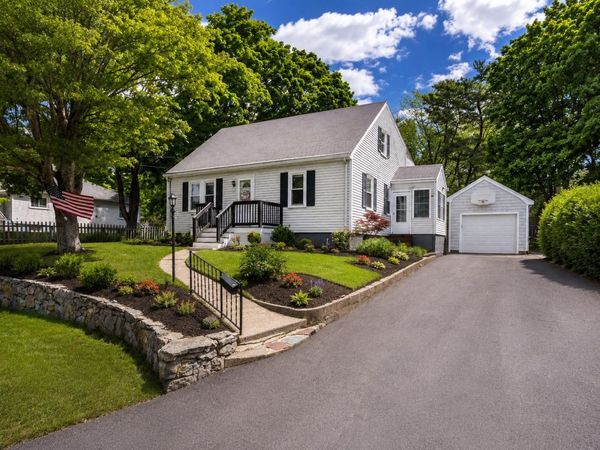 92 Hawthorn, Westwood, MA 02090