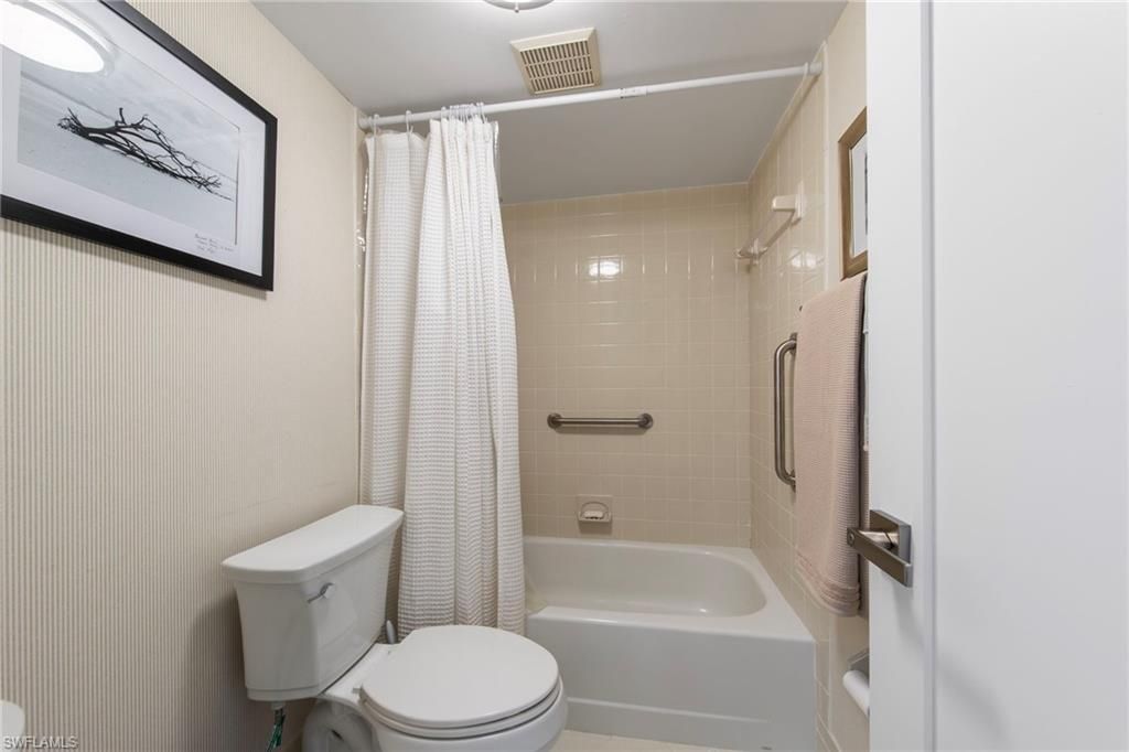 259 Winners Cir, Unit 4, Naples, FL 34112 Photo