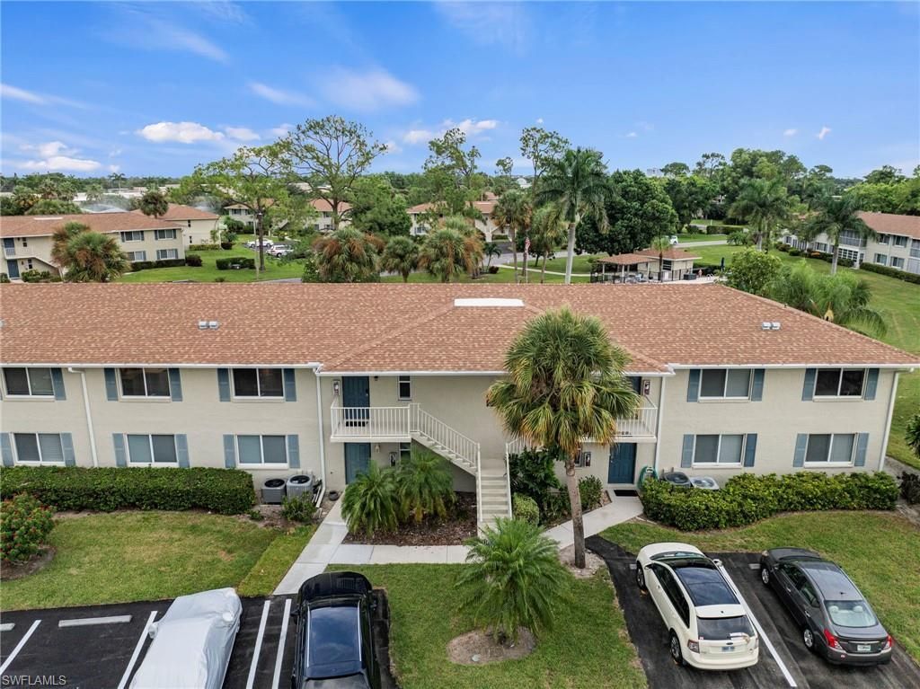 259 Winners Cir, Unit 4, Naples, FL 34112 Photo