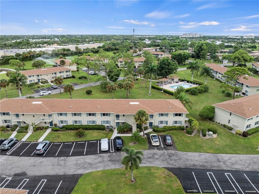259 Winners Cir, Unit 4, Naples, FL 34112 Photo