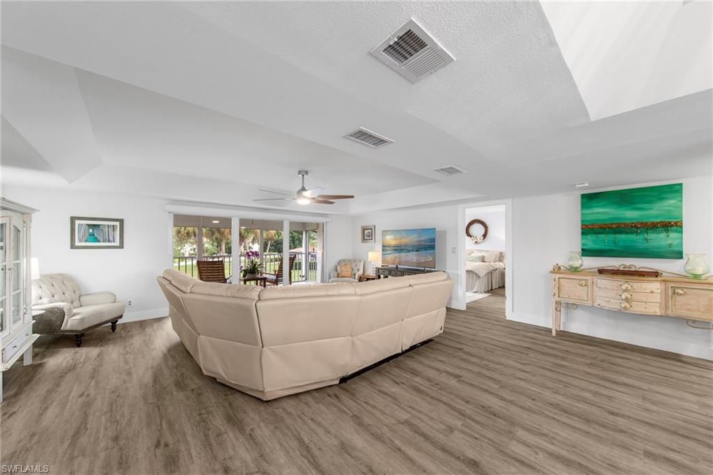 259 Winners Cir, Unit 4, Naples, FL 34112 Photo