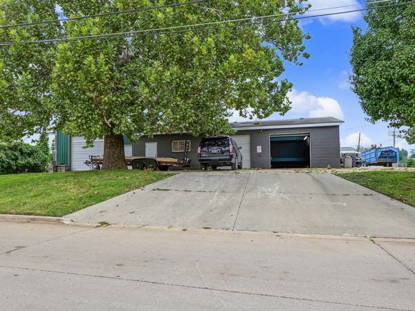 101 Clark Street , Des Moines, IA 50314