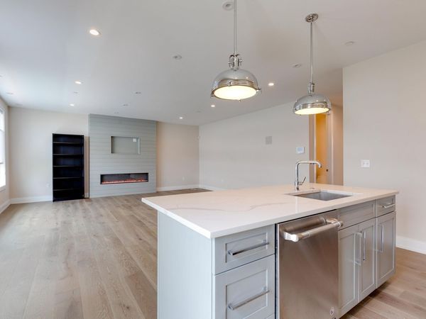 7 Baker Ct, Unit 2, Boston, MA 02125