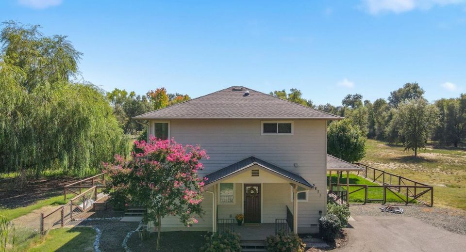3871-3881 Bankhead Rd, Loomis, CA 95650 Photo