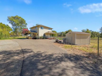 3871-3881 Bankhead Rd, Loomis, CA 95650 Photo