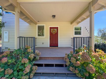 3871-3881 Bankhead Rd, Loomis, CA 95650 Photo
