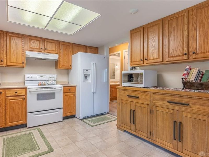 2431 Santa Rosa Drive, Kettering, OH 45440 Photo 7