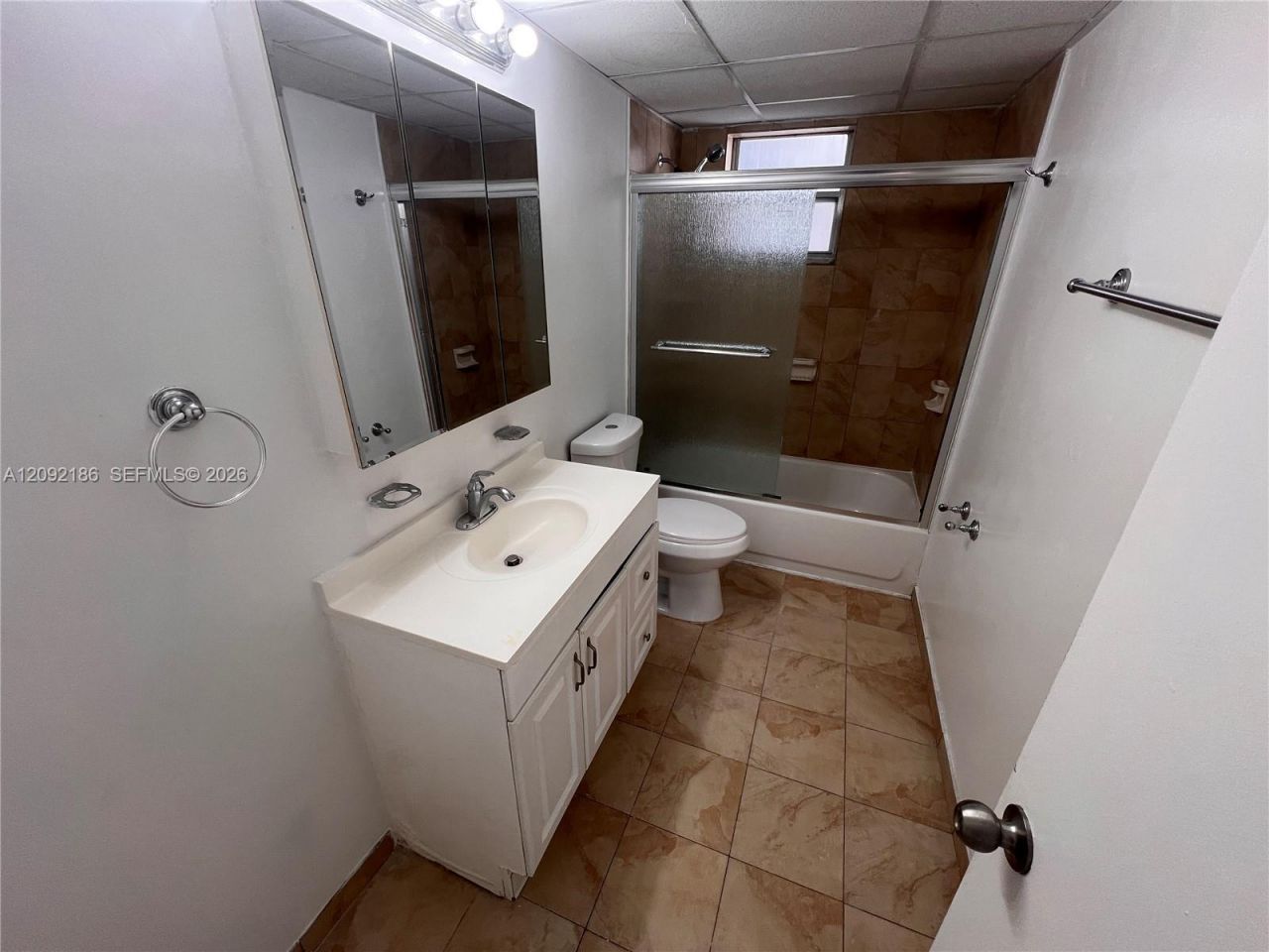 2000 Biarritz Dr , Unit 407, Miami Beach, FL 33141 Photo