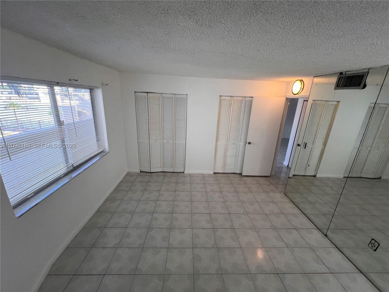 2000 Biarritz Dr , Unit 407, Miami Beach, FL 33141 Photo
