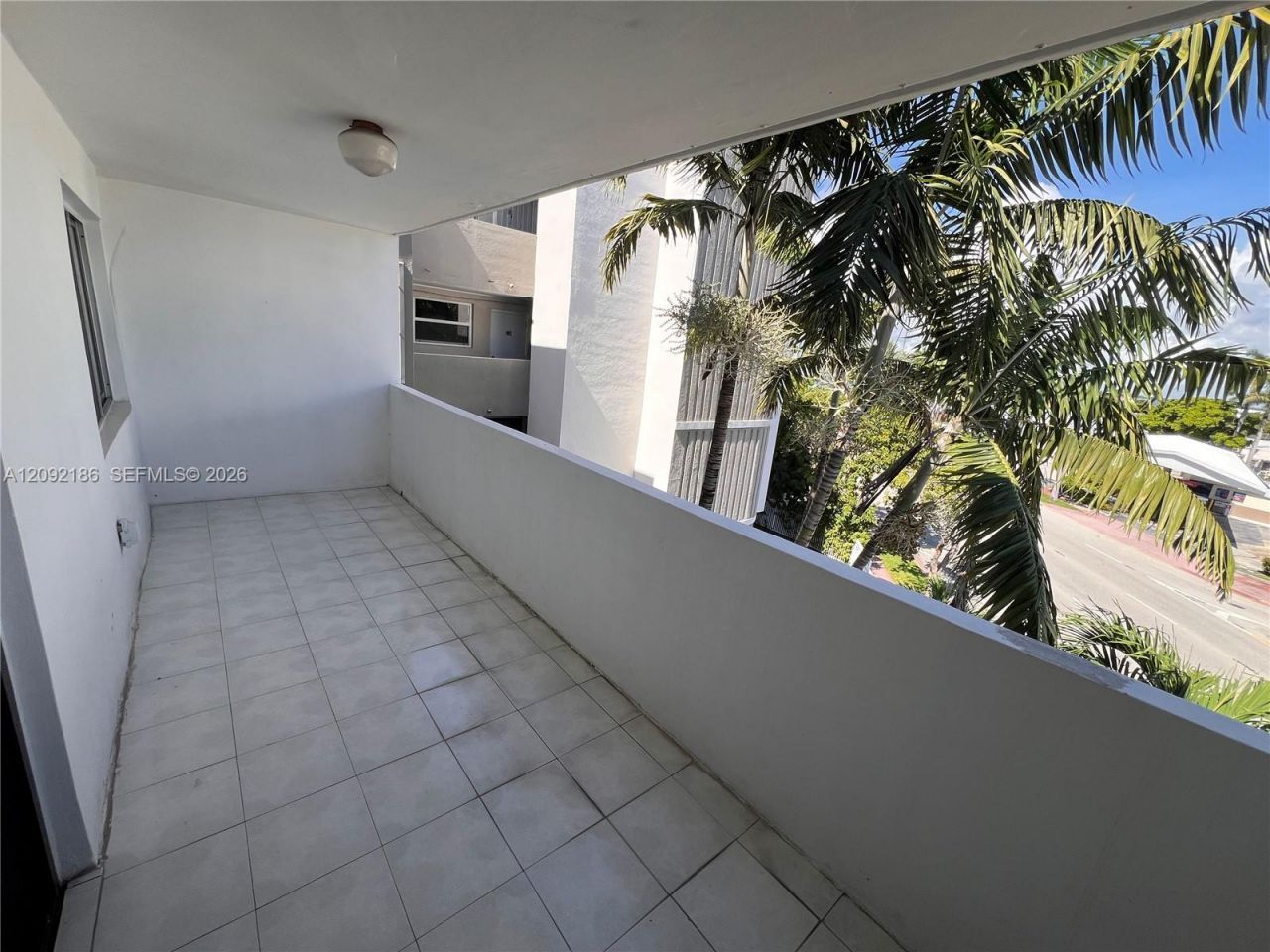 2000 Biarritz Dr , Unit 407, Miami Beach, FL 33141 Photo