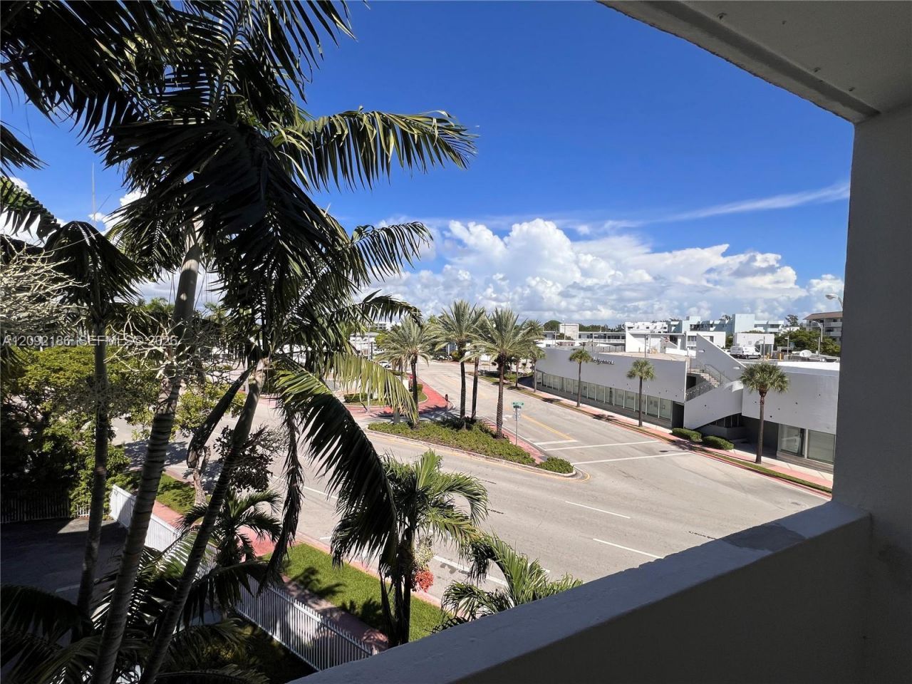 2000 Biarritz Dr , Unit 407, Miami Beach, FL 33141 Photo