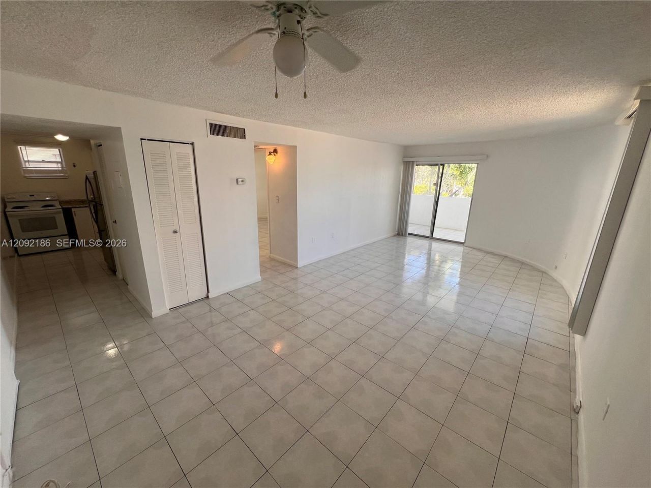 2000 Biarritz Dr , Unit 407, Miami Beach, FL 33141 Photo