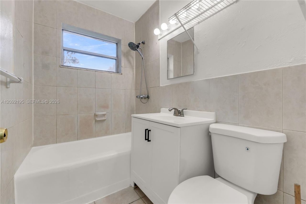 6318 SW 25th St , Unit 4, Miramar, FL 33023 Photo