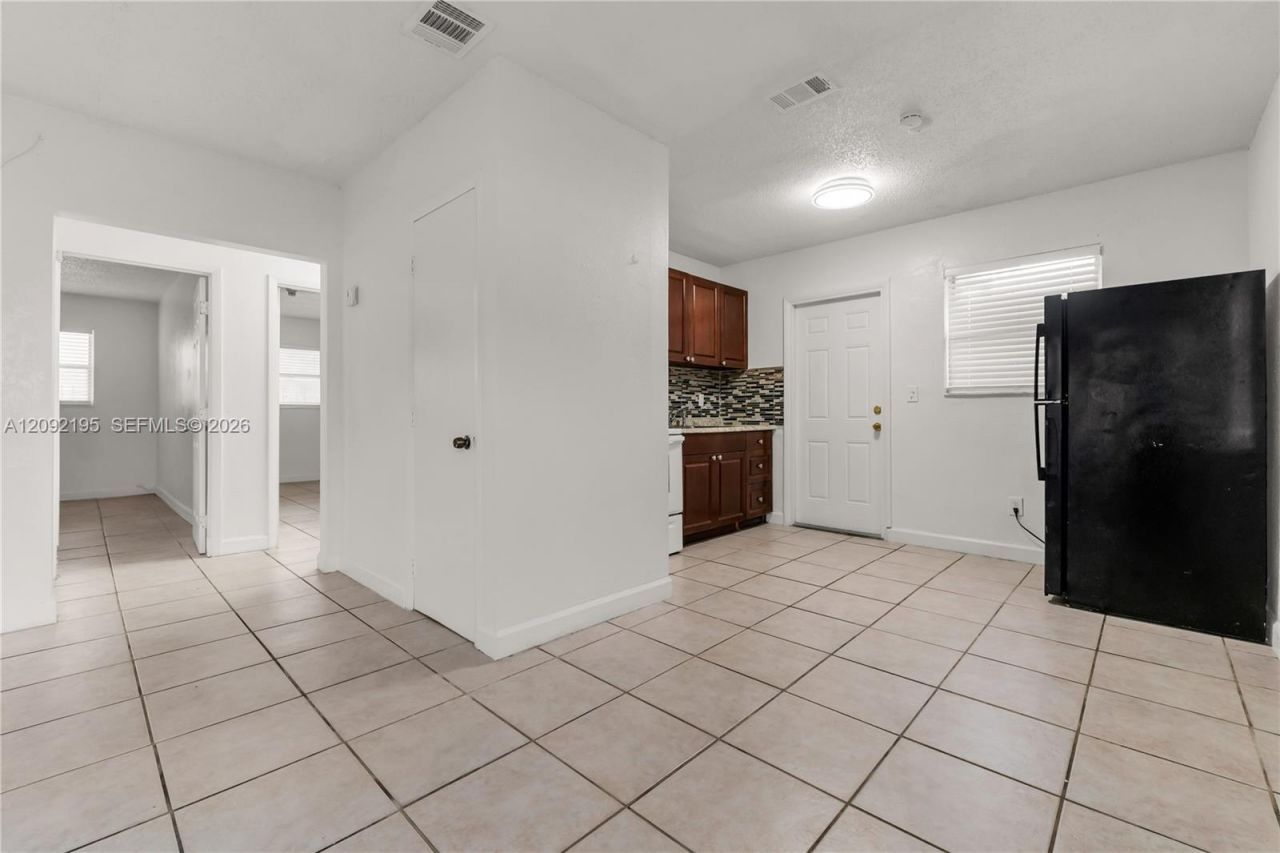 6318 SW 25th St , Unit 4, Miramar, FL 33023 Photo