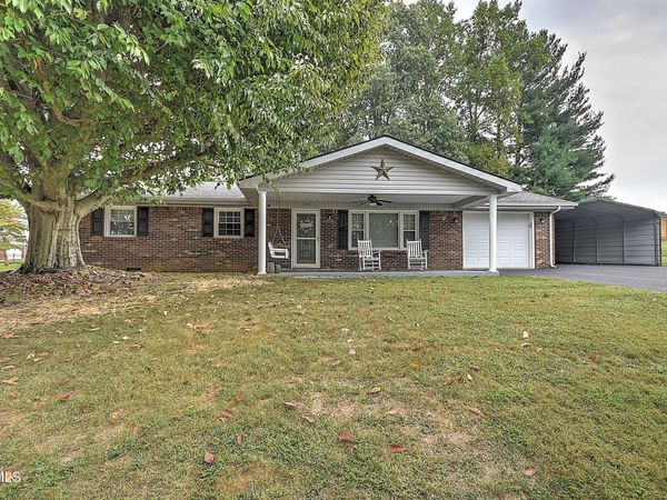 393 Mosswood Lane, Bristol, VA 24201