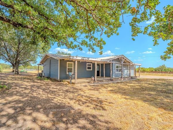 611 Billings Road , Tolar, TX 76476