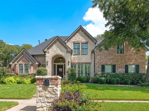 1601 Minnie Lane , Bedford, TX 76022