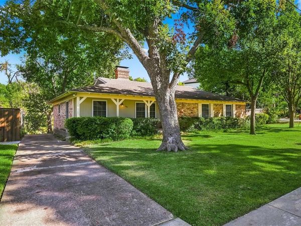 802 Saint Lukes Drive, Unit Dr., Richardson, TX 75080