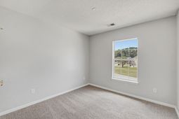 214 Eagle Ridge Road photo 4