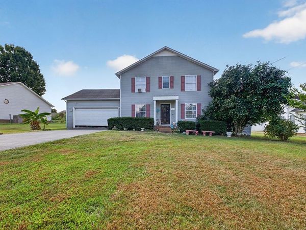 1618 Jamie Dr , Columbia, TN 38401