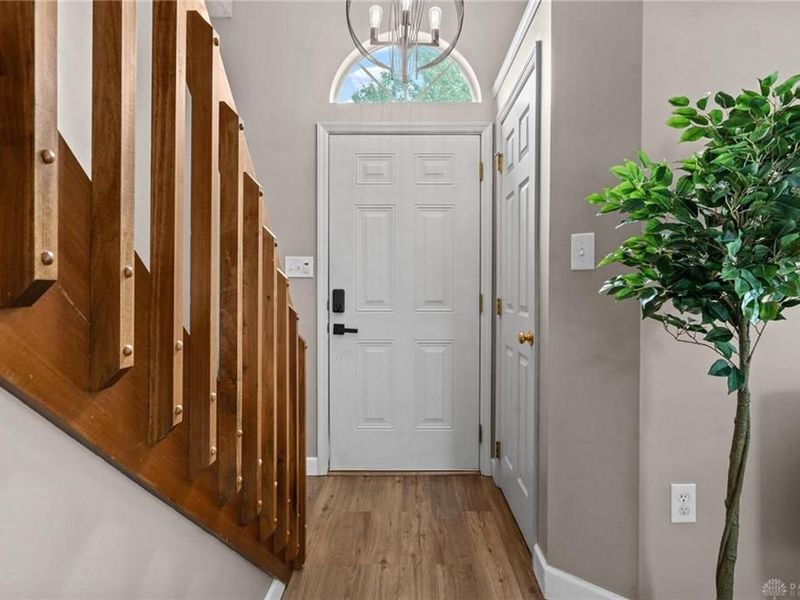 2381 Polo Park Drive, West Carrollton, OH 45439 Photo 6