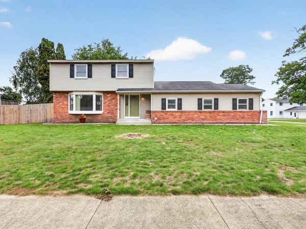 2089 Southwood Avenue, Norton Shores, MI 49441