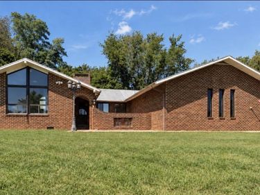 4998 SCENIC HWY, BRIDGEWATER, VA 22812