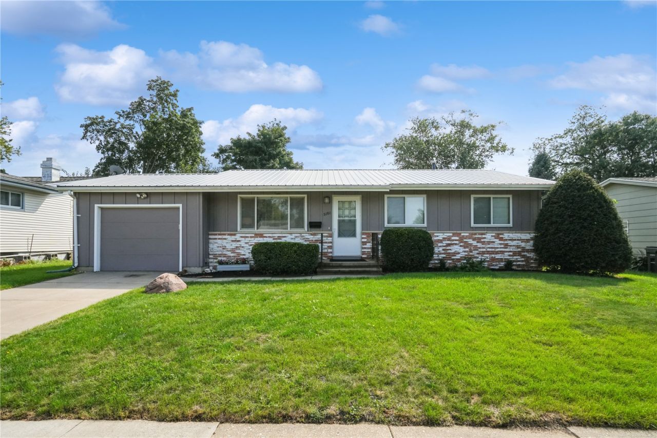 5101 1st Ave Sw, Cedar Rapids, IA 52405 Main Photo