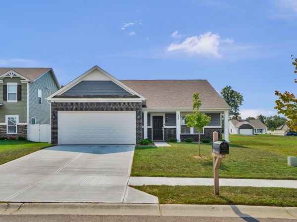 3885 Berkdale Court , Columbus, IN 47203