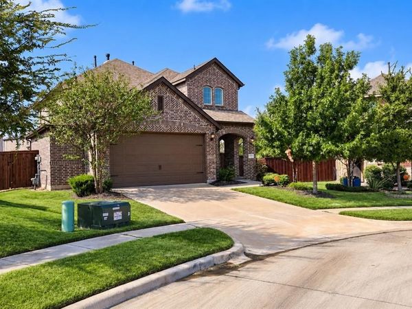 1004 Friesian Lane , Aubrey, TX 76227